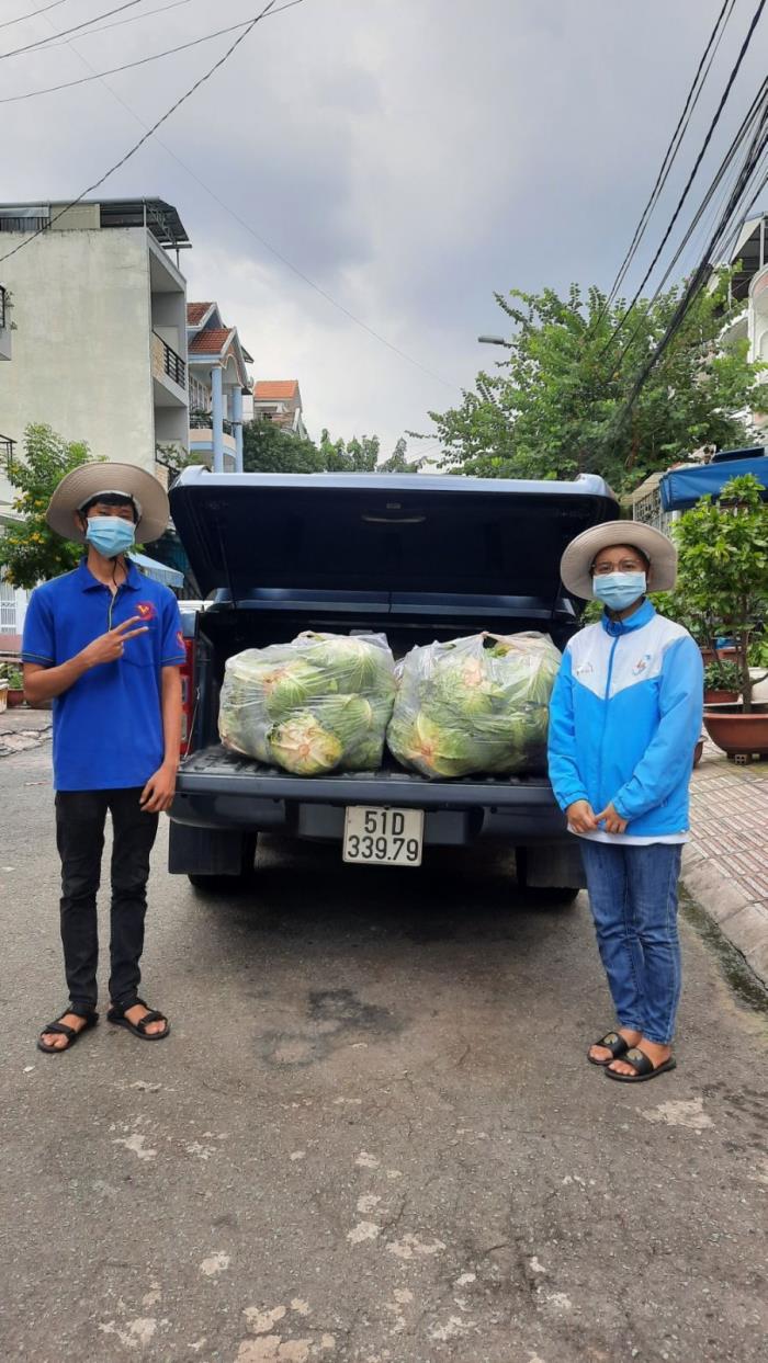 TRAO QUÀ ĐẾN CÁC PHƯỜNG LONG PHƯỚC, PHƯỚC LONG A, PHƯỚC LONG B, PHƯỚC BÌNH VÀ CHÙA DIỆU TRÀNG CÙNG NGƯỜI DÂN TRÊN ĐỊA BÀN PHƯỜNG PHƯỚC LONG A - TP.THỦ ĐỨC, TP.HCM (NGÀY 16/09/2021)